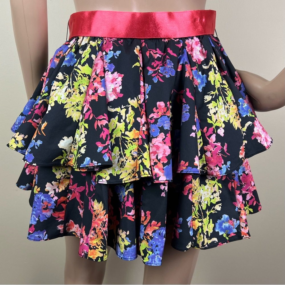 NEW CAROLINE CONSTAS FLORAL PRINT MINI SKIRT - Picture 8 of 10